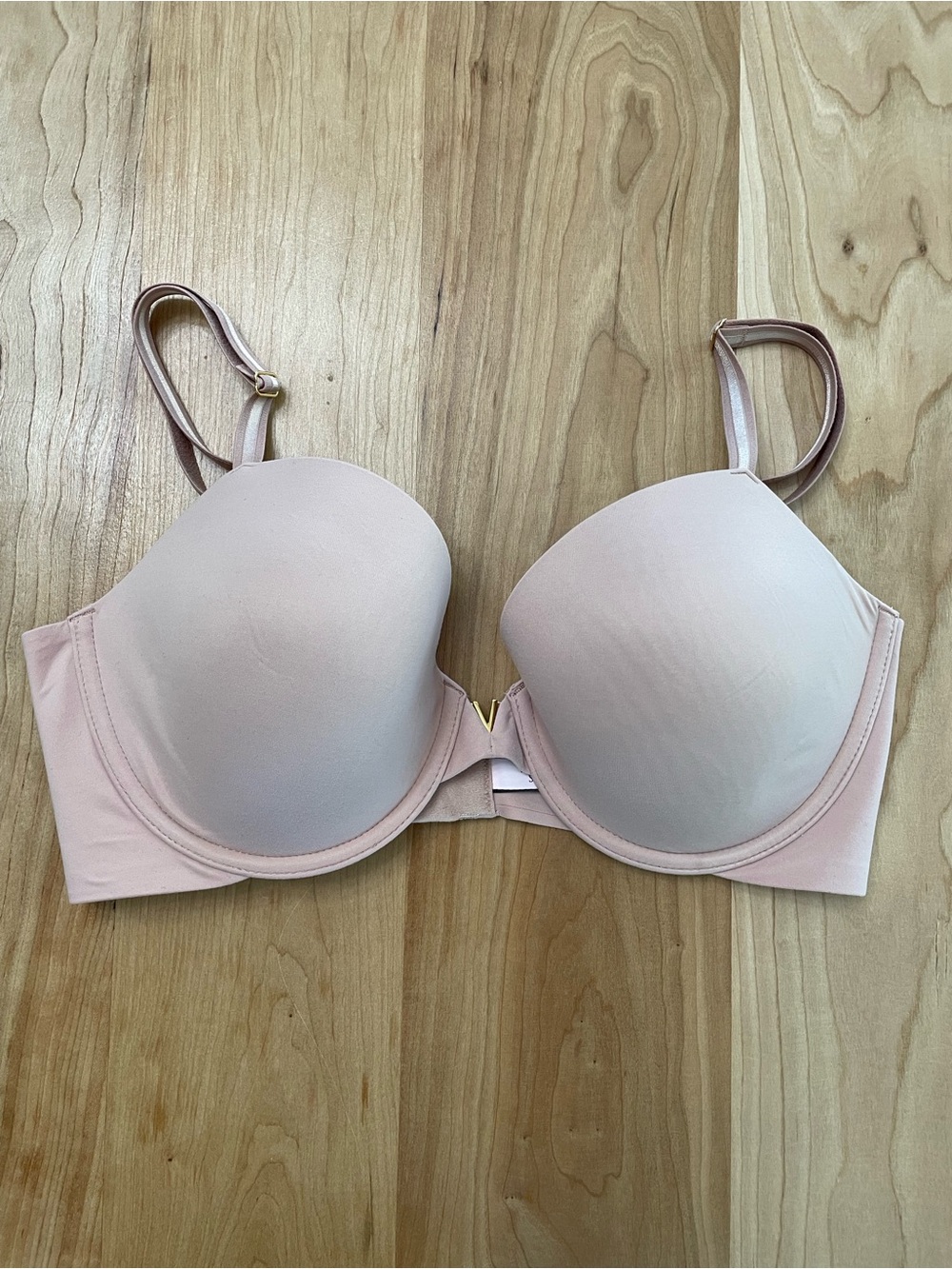 Victoria’s Secret 36D Lined Demi Bra Underwire Beige Nude Smoothing Convertible